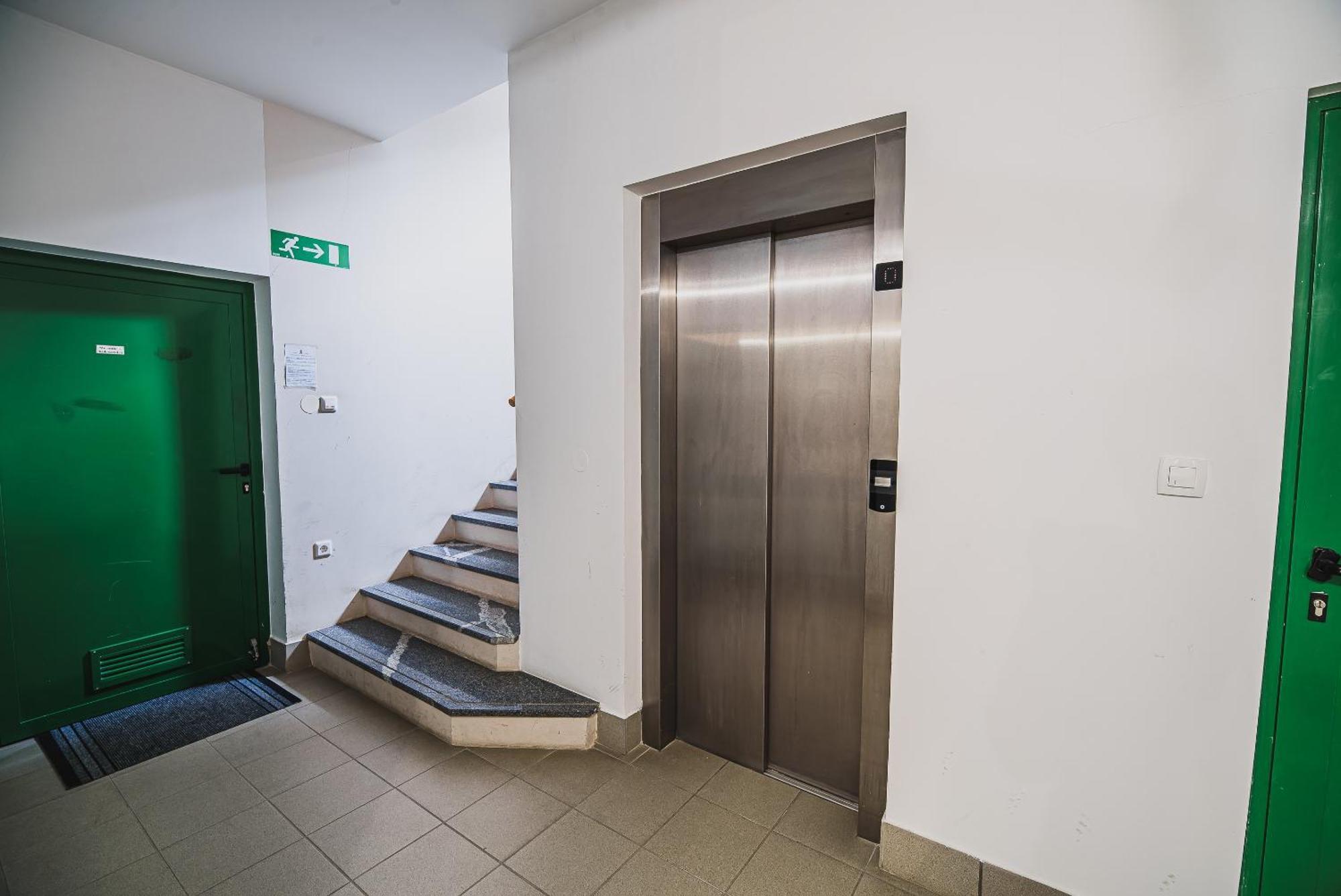 קרנייסקה גורה Apartments Slavec With Free Onsite Parking מראה חיצוני תמונה