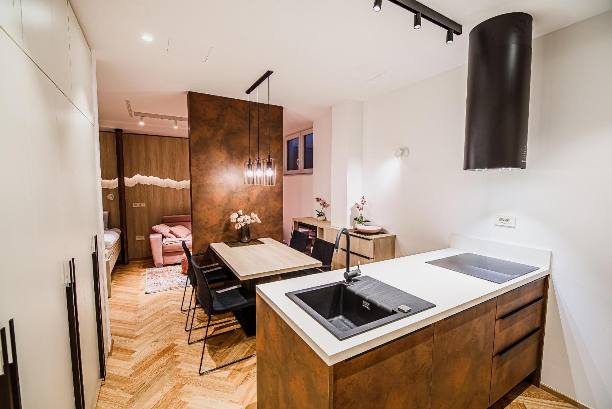 קרנייסקה גורה Apartments Slavec With Free Onsite Parking מראה חיצוני תמונה