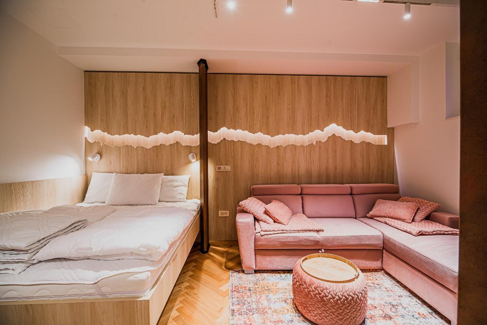 קרנייסקה גורה Apartments Slavec With Free Onsite Parking מראה חיצוני תמונה