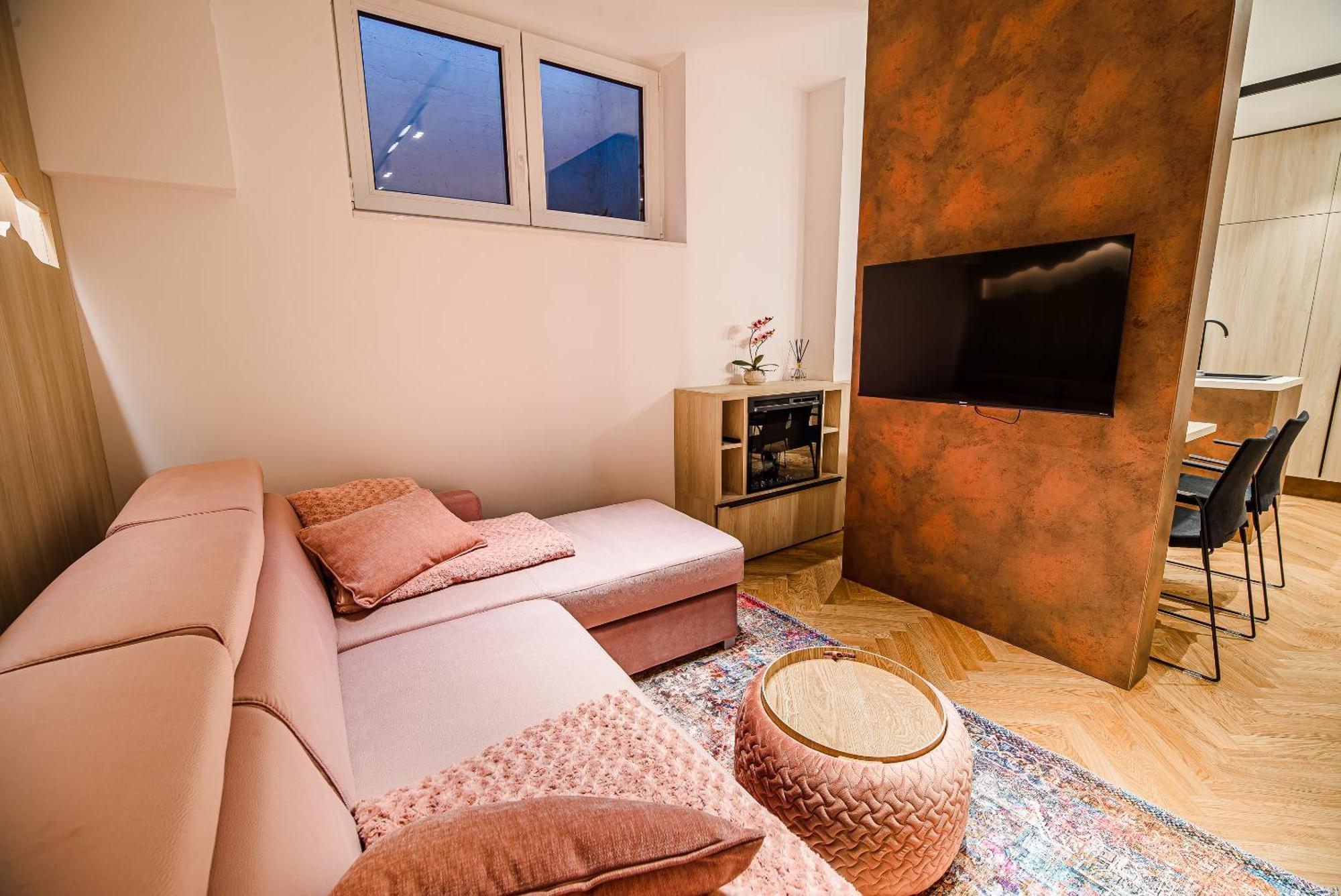 קרנייסקה גורה Apartments Slavec With Free Onsite Parking מראה חיצוני תמונה